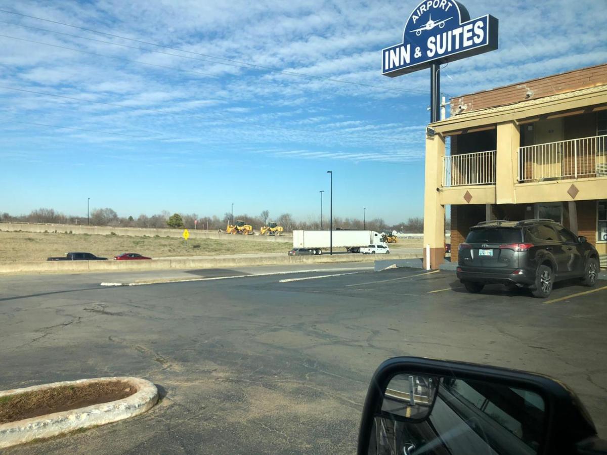 Airport Inn And Suites Tulsa Exterior photo